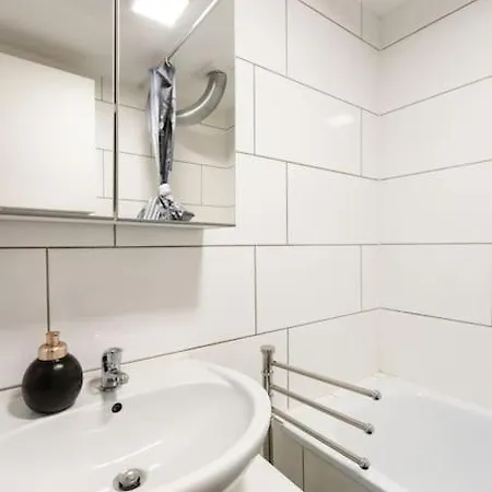 Cozy Loft With Mercatorstasse Wiev Wi-fi - Smarttv